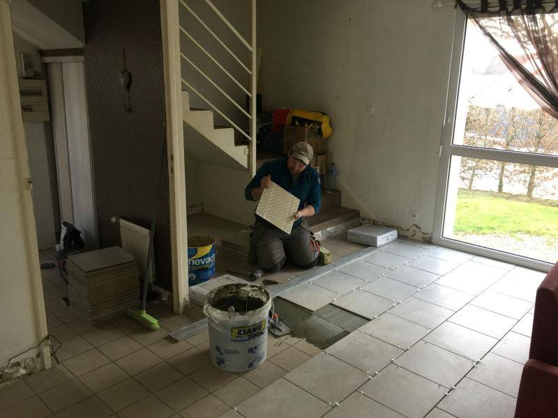 BÂTIMENT THIVOYON PEINTURE à Venizy - Carrelage - 15